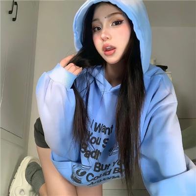 迷雾中的她